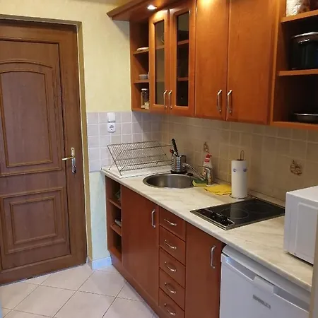 Apartament Lelle Molo Studio Apartman
